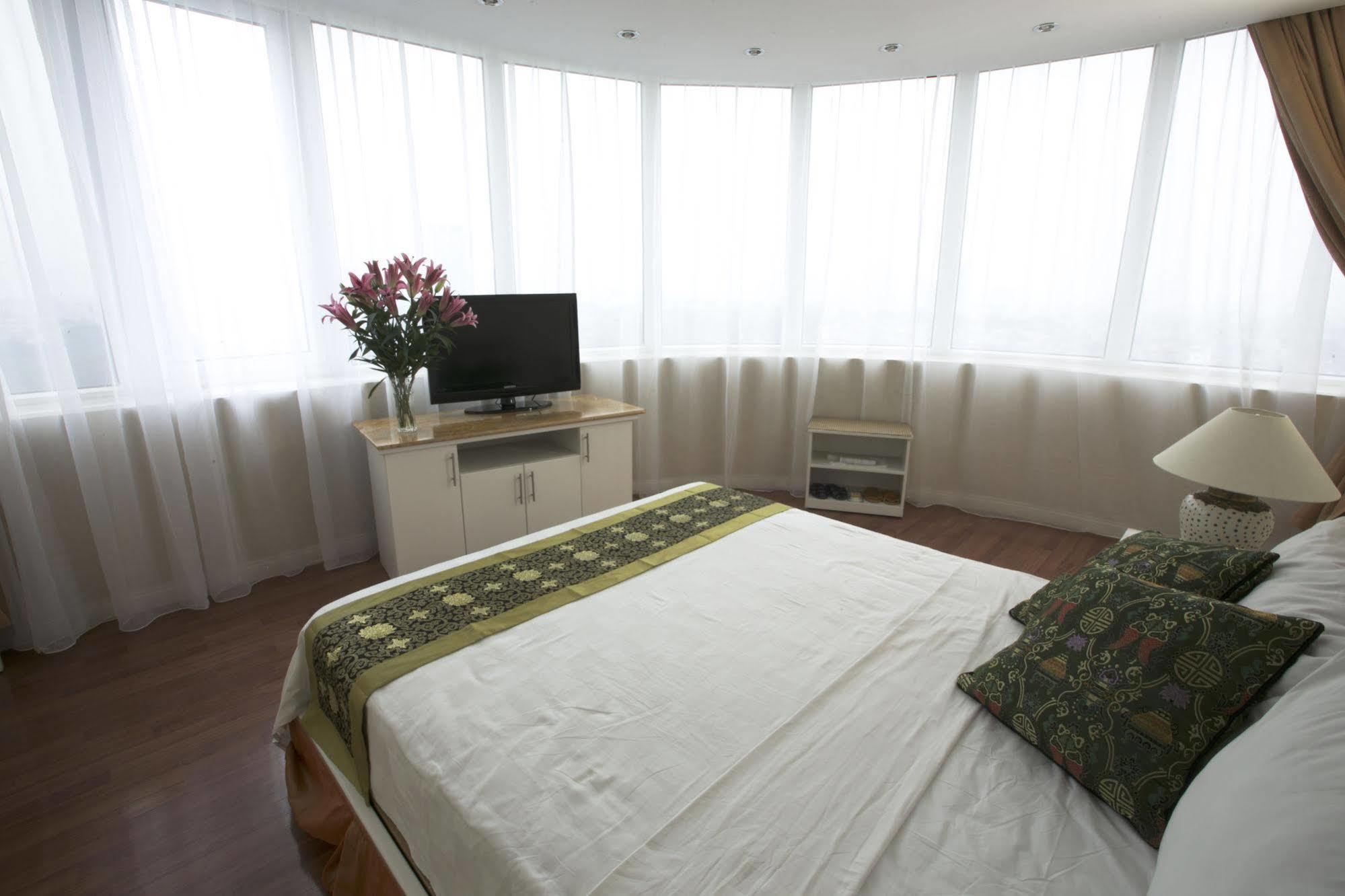 Danly Hotel Ханой Екстериор снимка